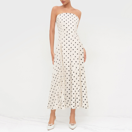 Chic and stylish polka dot print dress