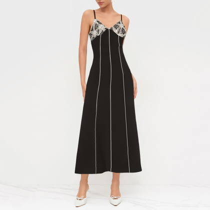 Retro suspender fashionable embroidered dress