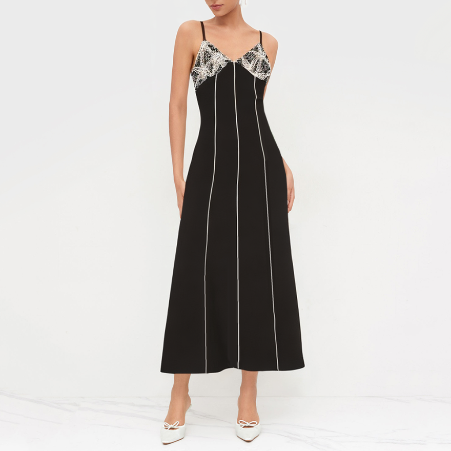 Retro suspender fashionable embroidered dress